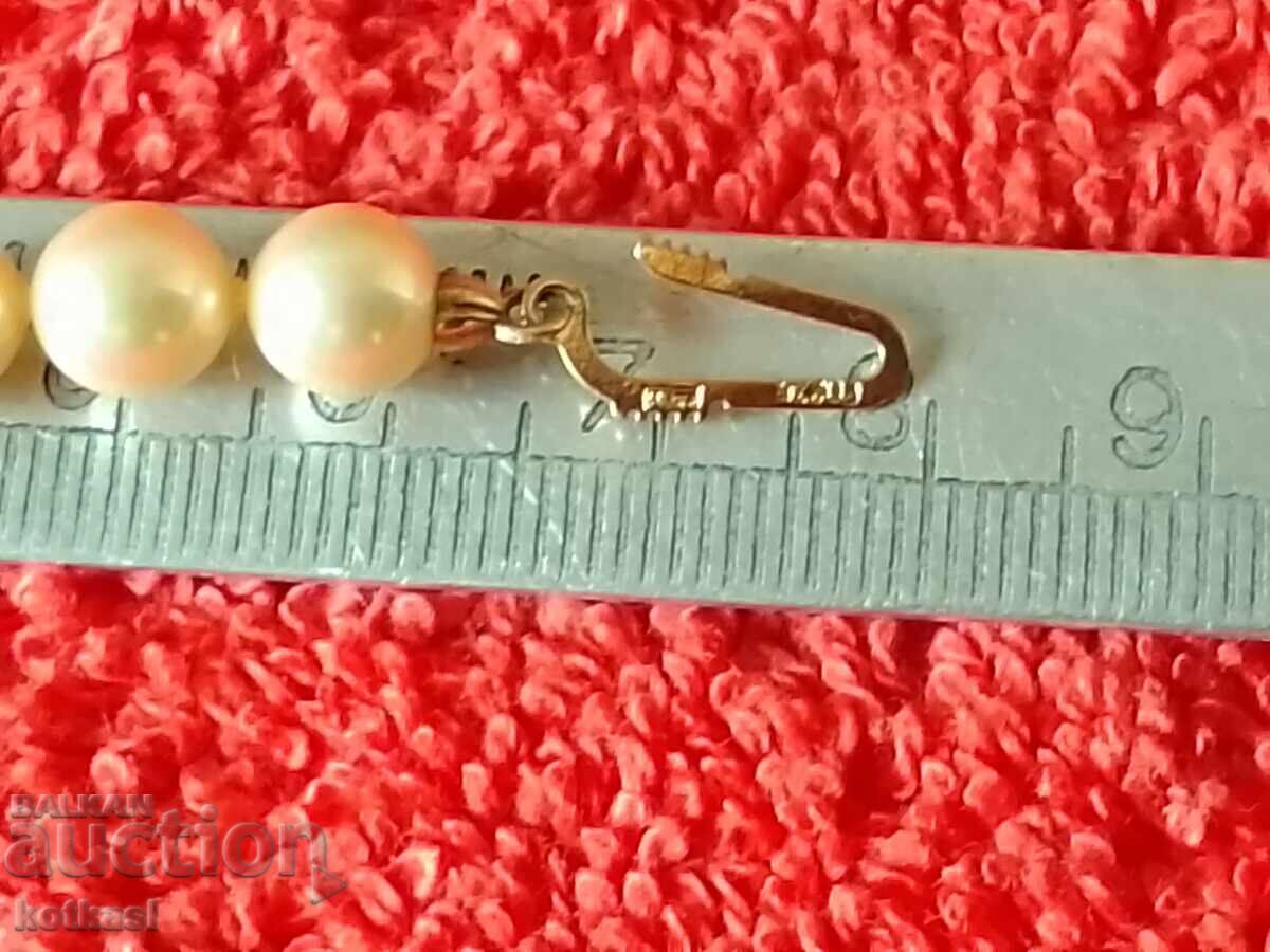 Licitație Brățară veche de argint cu perle