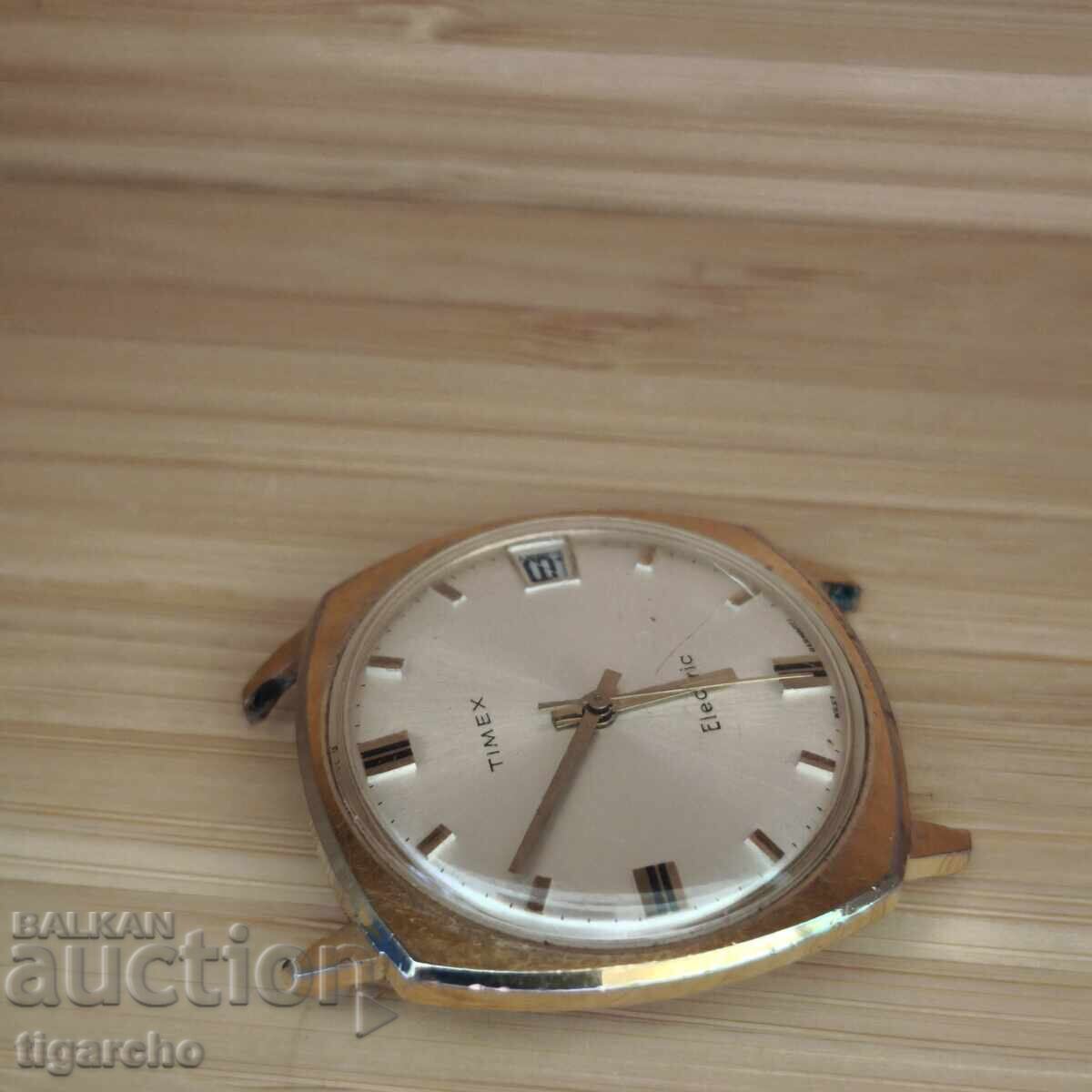 Часовник TIMEX с цена 99.00 лв. | € 50.62 Часовник TIMEX с цена 99.00 лв. | € 50.62