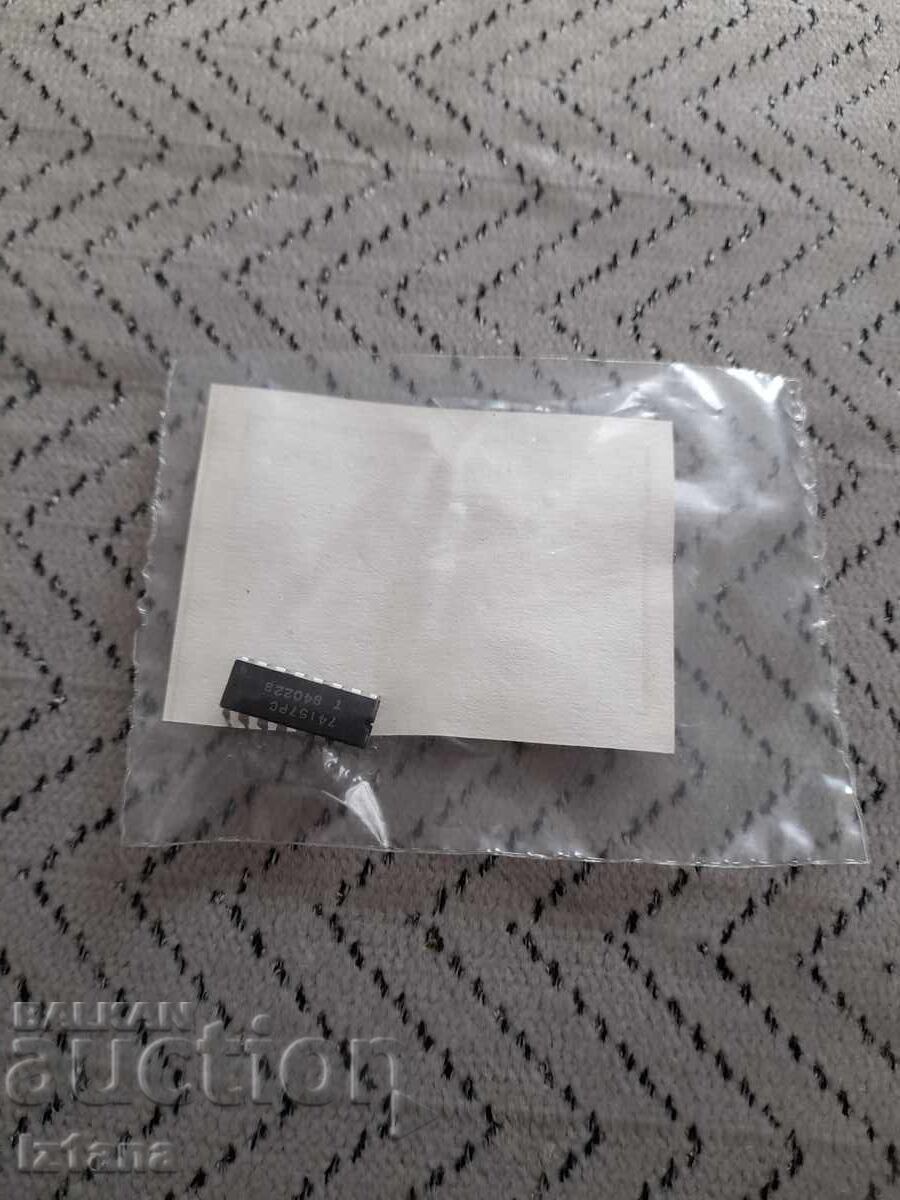 Veche Micro schemă UCY 74157 N cu preț 11.00 BGN | € 5.62