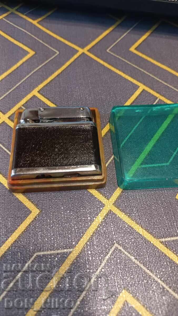 Бензинова Запалка ECON-1972 г. Бензинова Запалка ECON-1972 г.