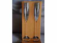 2 glasses of champagne - designer