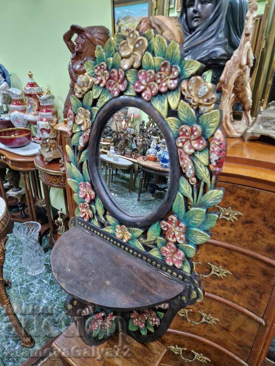 Oglindă antică englezească din lemn, unică cu preț 398.00 BGN | € 203.49 Oglindă antică englezească din lemn, unică cu preț 398.00 BGN | € 203.49