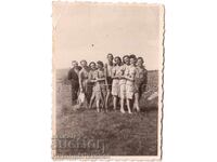 1941 ΜΙΚΡΗ ΠΑΛΙΑ ΦΩΤΟΓΡΑΦΙΑ ΣΟΦΙΑ ΟΙΚΟΓΕΝΕΙΑΚΗ ΕΚΔΡΟΜΗ ΣΤΗ ΒΙΤΩΣΑ Δ794