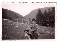 1938 МАЛКА СТАРА СНИМКА ТРЪН МОМЧЕ С ЛОВДЖИЙСКО КУЧЕ Д798