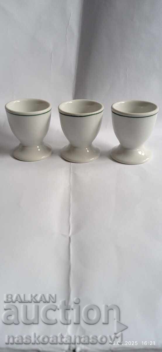 Πορσελάνινες κούπες (βάσεις) για αυγά με τιμή 10.00 BGN | € 5.11