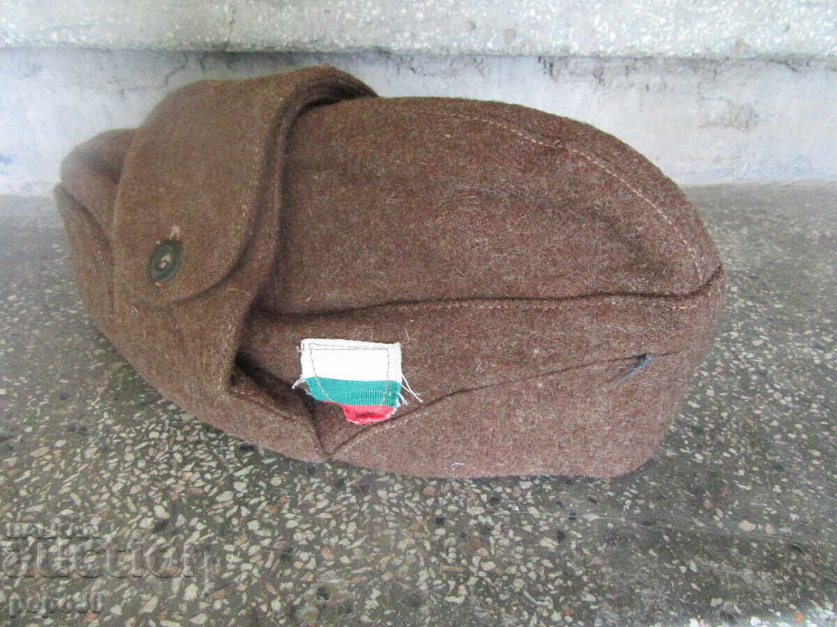 NEW MILITARY JACKET + CAP, "VUSHKARNIK" TYPE - 6 NEW MILITARY JACKET + CAP, "VUSHKARNIK" TYPE - 6