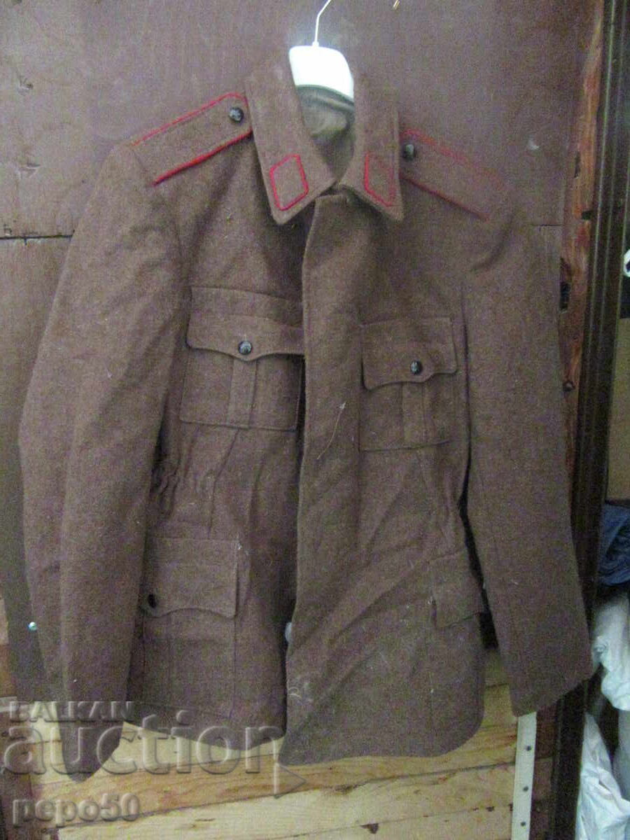 НОВА ВОЙНИШКА КУРТКА + КЕПЕ , ТИП "ВЪШКАРНИК"