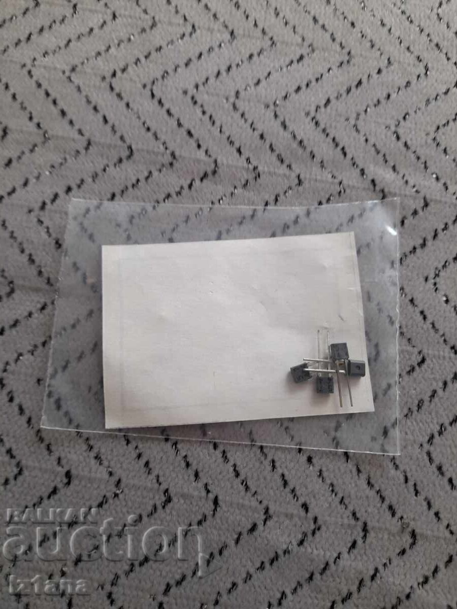 Стари диоди 2Д 5607 с цена 11.00 лв. | € 5.62