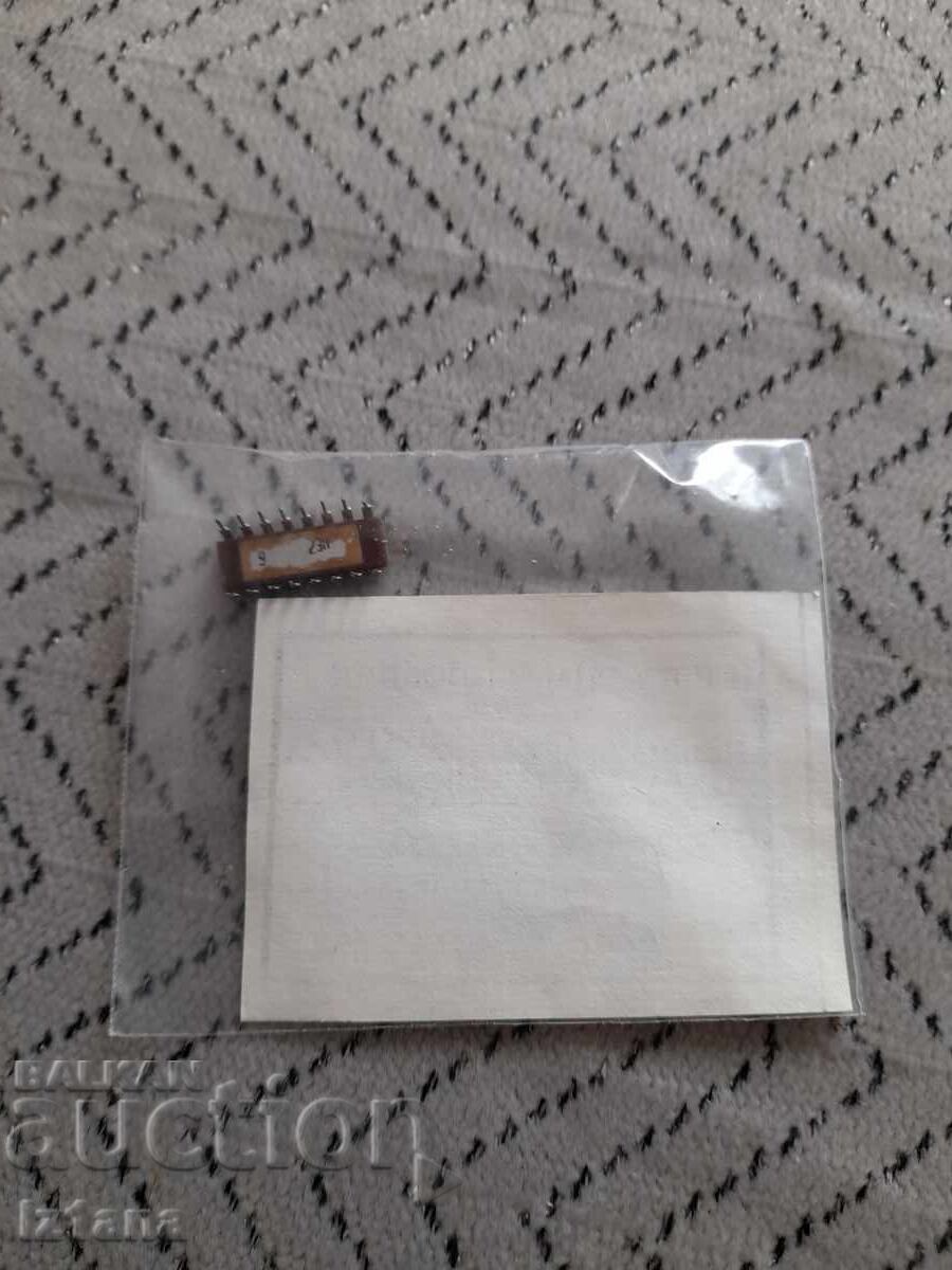 Стара Микро Схема К 155 ИЕ7 с цена 11.00 лв. | € 5.62