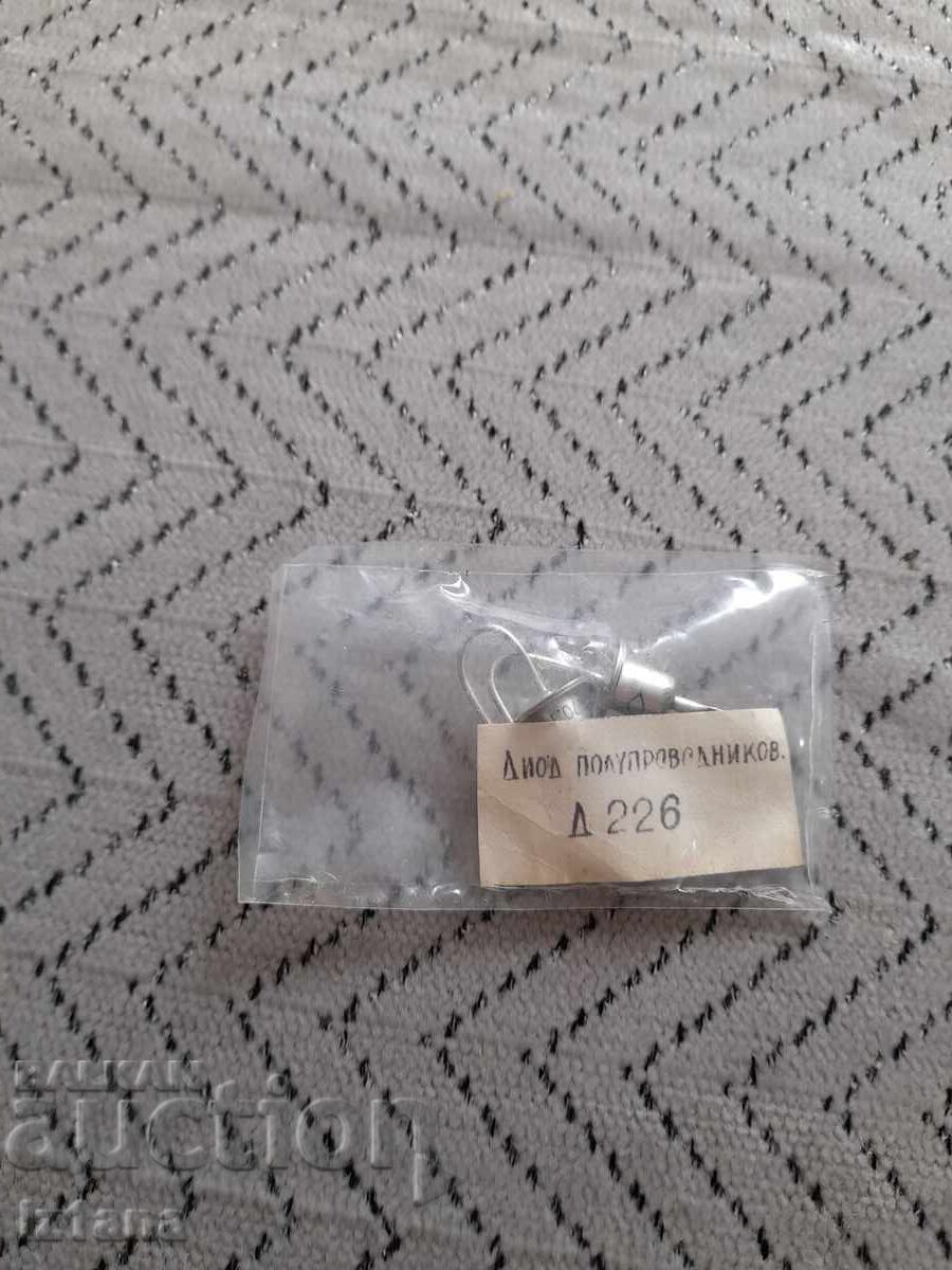 Diode vechi D226
