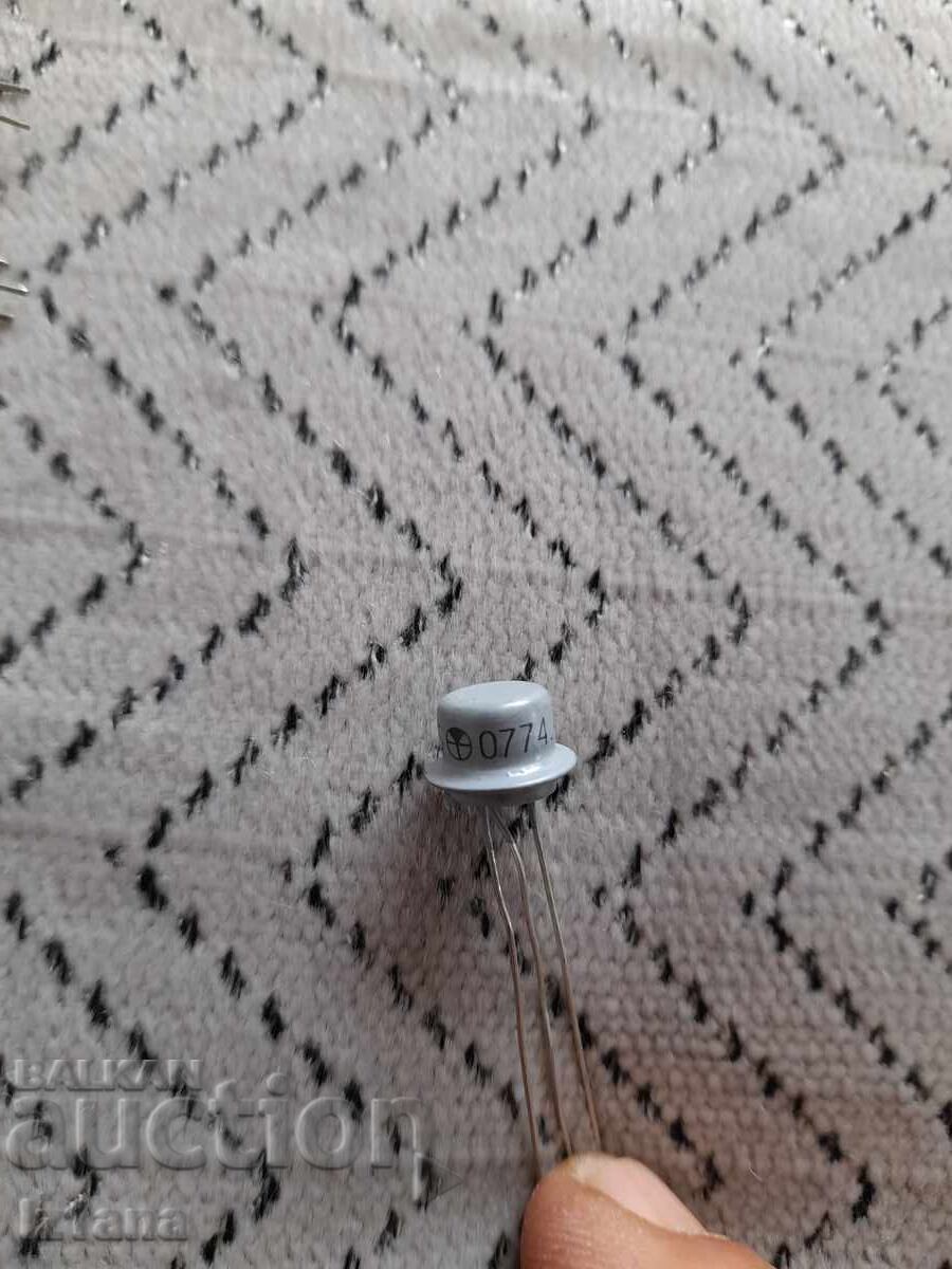 Auction  Old transistors MP 42B