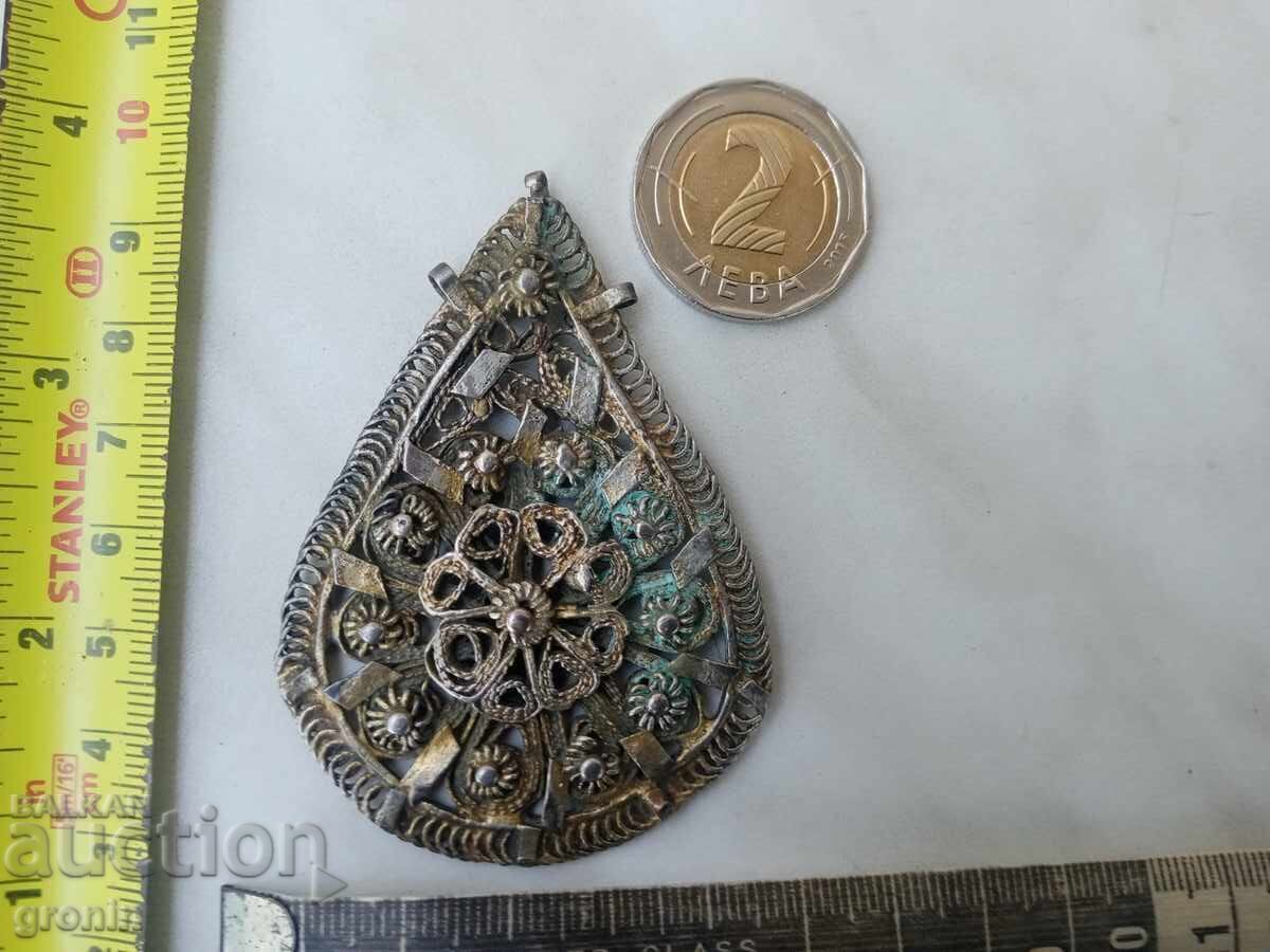 Παράδοση Αναγεννησιακό κόσμημα φιλιγκράν, επιχρύσωση, σατσάν, μέτωπο,