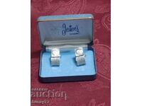 Frumoase bitineli cu marcaje, posibil argintate, 1855