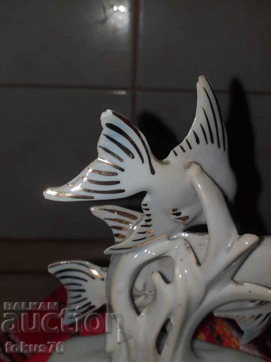 Δημοπρασία Μοναδικό και πολύ σπάνιο ειδώλιο ψαριού - πορσελάνη Δημοπρασία Μοναδικό και πολύ σπάνιο ειδώλιο ψαριού - πορσελάνη