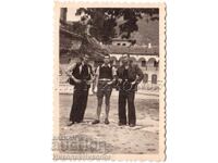 1946 МАЛКА СТАРА СНИМКА БАЧКОВСКИ МАНАСТИР Д800