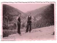 1947 FOTOGRAFIE MICĂ VECHE MĂNĂSTIREA BACHKOVO OSOARIE D803