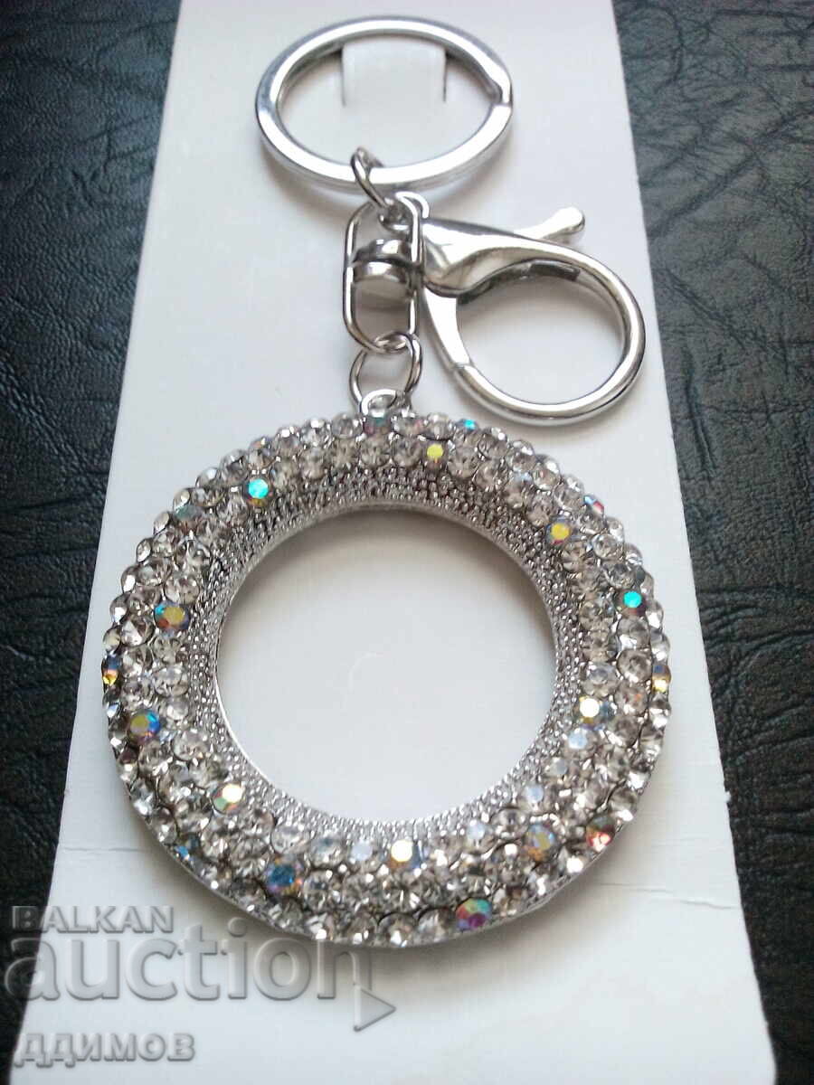 Licitație Breloc nou de lux