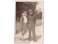 1945 ΜΙΚΡΗ ΠΑΛΙΑ ΦΩΤΟΓΡΑΦΙΑ ΒΙΔΙΝ ΔΙΠΛΑ ΣΤΟ ΕΠΑΡΧΙΑΚΟ ΓΡΑΦΕΙΟ Δ810