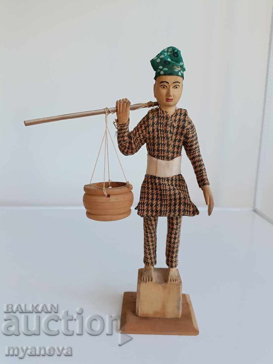 Vintage традиционна дърворезба на фермер от Катманду Непал . с цена € 10.23 | 20.01 лв. Vintage традиционна дърворезба на фермер от Катманду Непал . с цена € 10.23 | 20.01 лв.