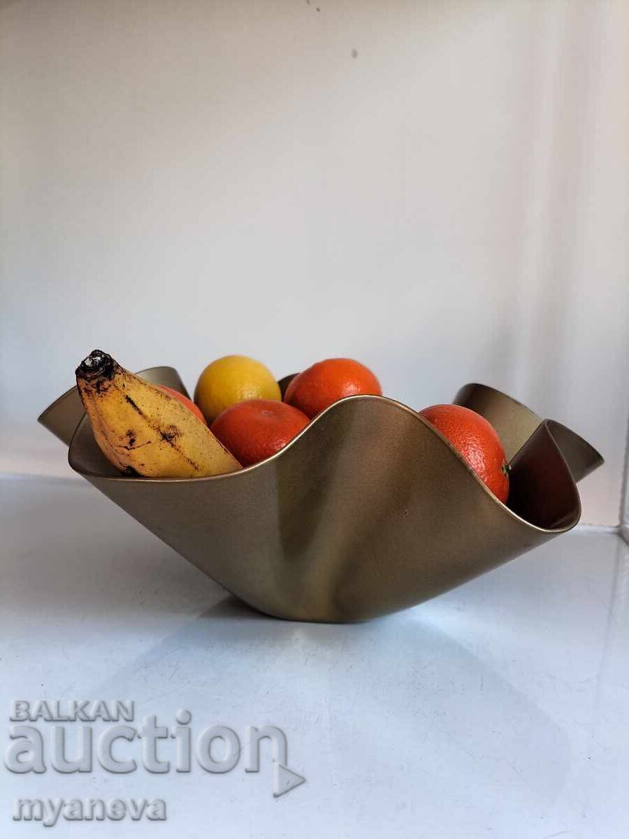 Delivery of Abstract, designer fruit bowl Delivery of Abstract, designer fruit bowl