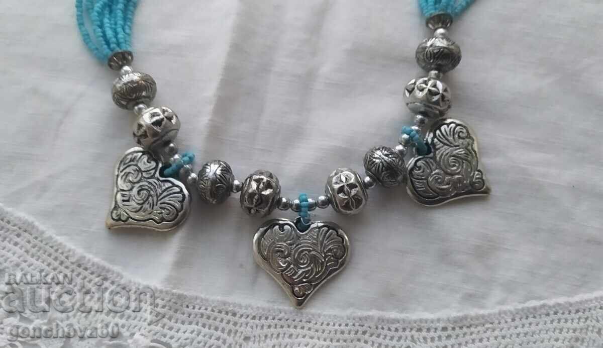 Frumos colier de artă cu mărgele turcoaz cu preț € 15.00 | 29.34 BGN