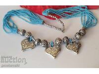 Frumos colier de artă cu mărgele turcoaz