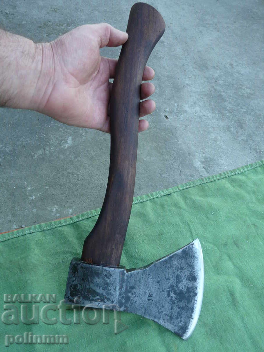 Παράδοση Παλαιό γερμανικό τσεκούρι - 563 Παράδοση Παλαιό γερμανικό τσεκούρι - 563