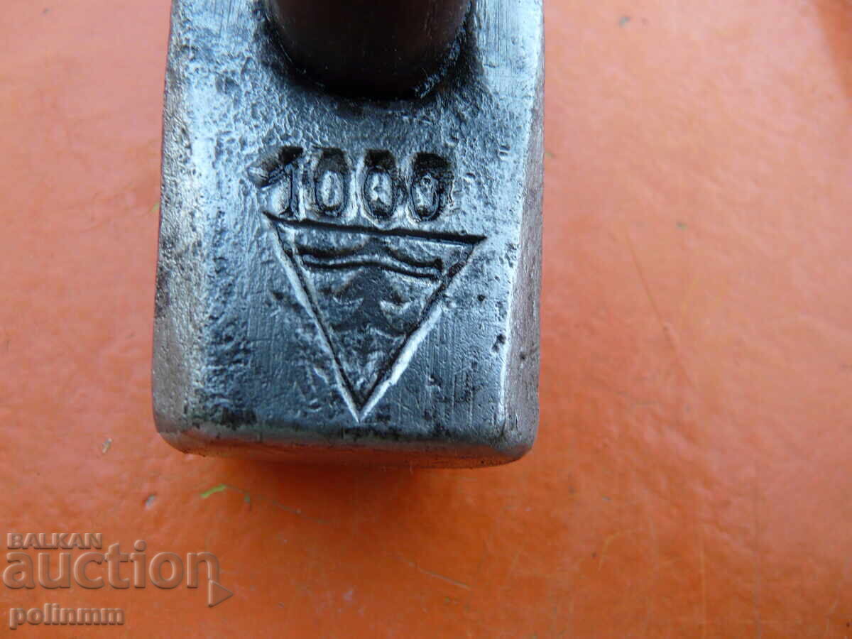 Livrarea Ciocan german - 315 Livrarea Ciocan german - 315