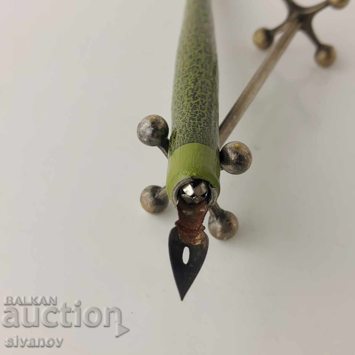 Interesting old Bulgarian penholder green #5830 - 5 Interesting old Bulgarian penholder green #5830 - 5