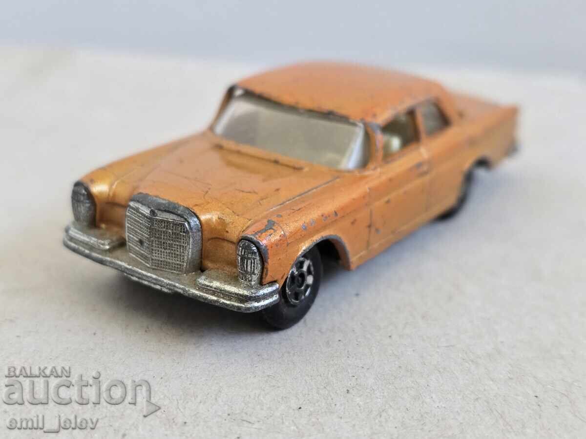 Δημοπρασία LESNEY MATCHBOX - 46A Mercedes 300 SE 1970 Δημοπρασία LESNEY MATCHBOX - 46A Mercedes 300 SE 1970