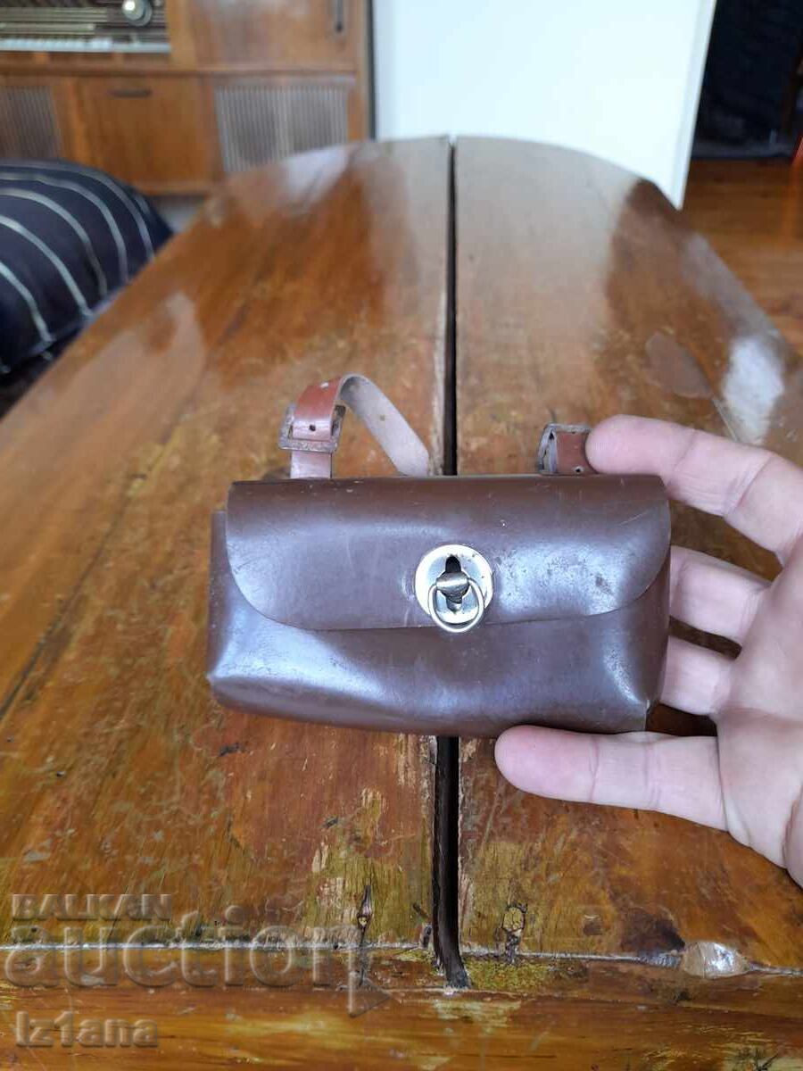 Δημοπρασία Παλιά τσάντα ποδηλάτου, ποδήλατο