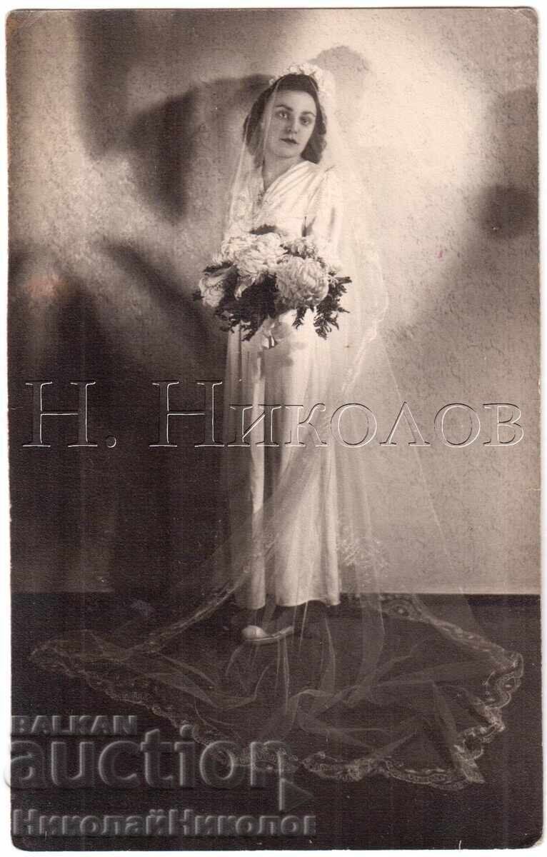 1944 ΠΑΛΙΑ ΦΩΤΟΓΡΑΦΙΑ ΣΟΦΙΑ ΝΥΦΗ ΣΤΟ ΣΤΟΥΝΤΙΟ ΦΩΤΟ ΠΑΠΑΚΟΤΣΕΦ Δ844 1944 ΠΑΛΙΑ ΦΩΤΟΓΡΑΦΙΑ ΣΟΦΙΑ ΝΥΦΗ ΣΤΟ ΣΤΟΥΝΤΙΟ ΦΩΤΟ ΠΑΠΑΚΟΤΣΕΦ Δ844