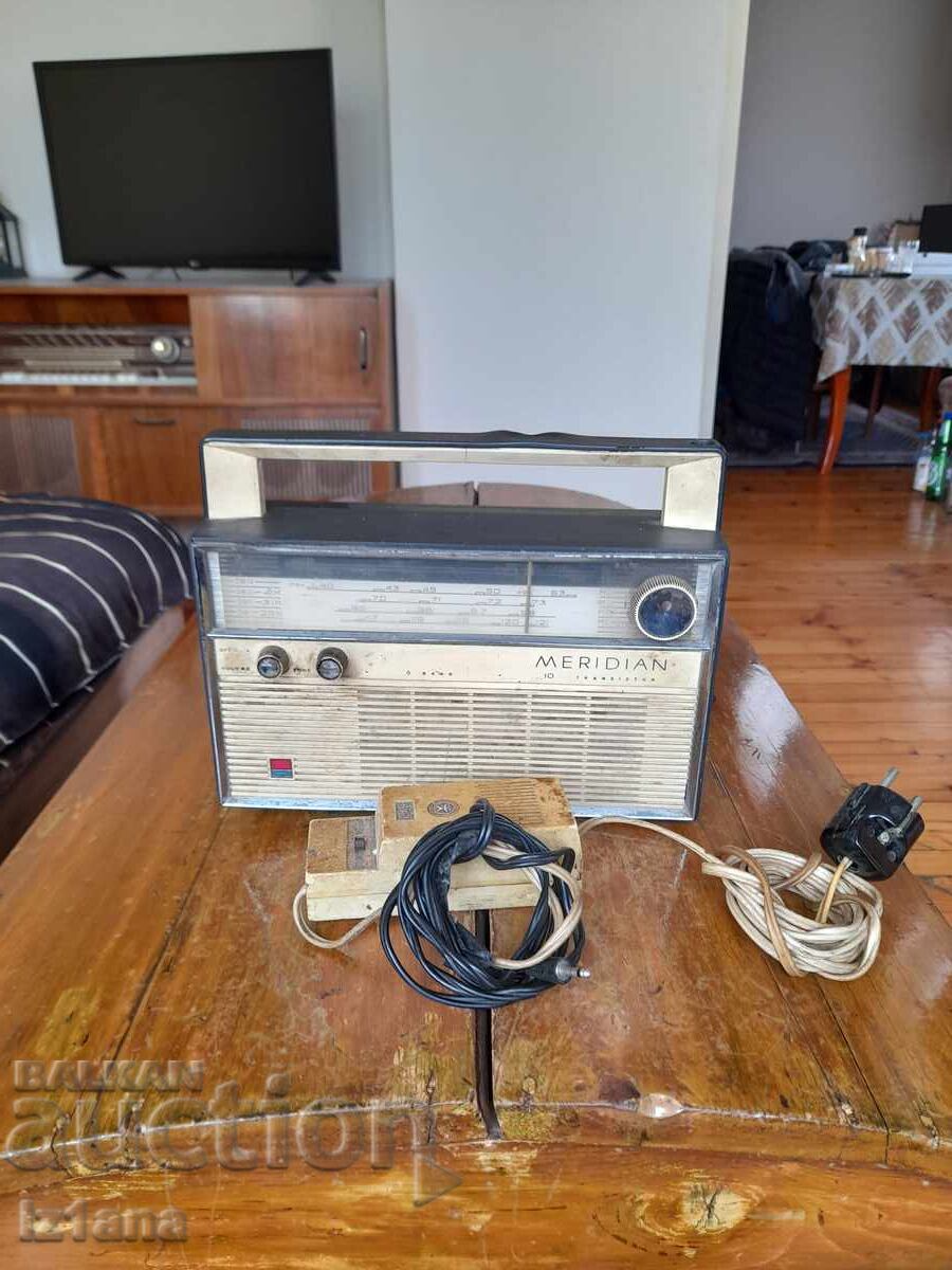 Old radio, radio receiver Meridian 6TR1-K11