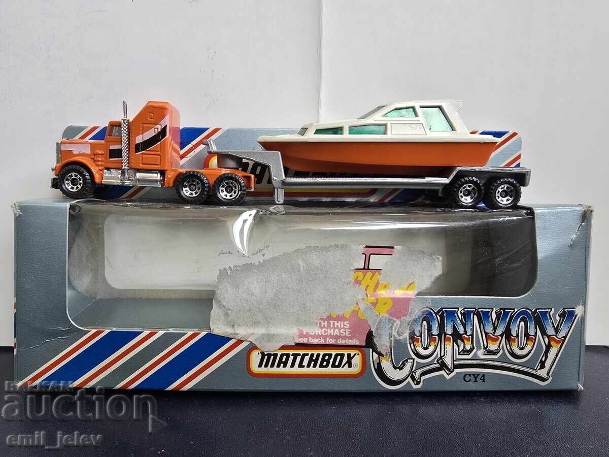MATCHBOX CONVOY-CY4 Kenworth Transportor de Bărci cu Camion cutie originală