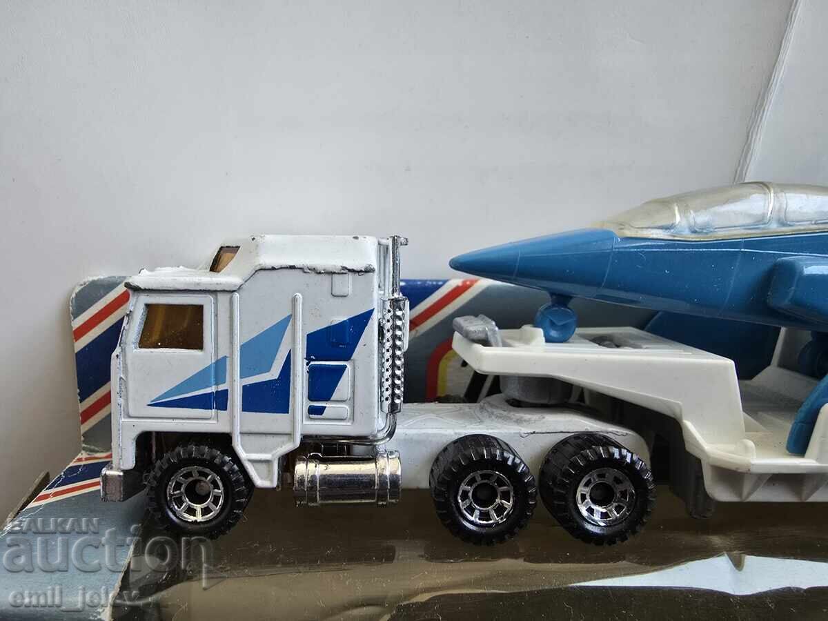 MATCHBOX CONVOY-SY12 Aircraft Transporter original box with price 50.00 BGN | € 25.56