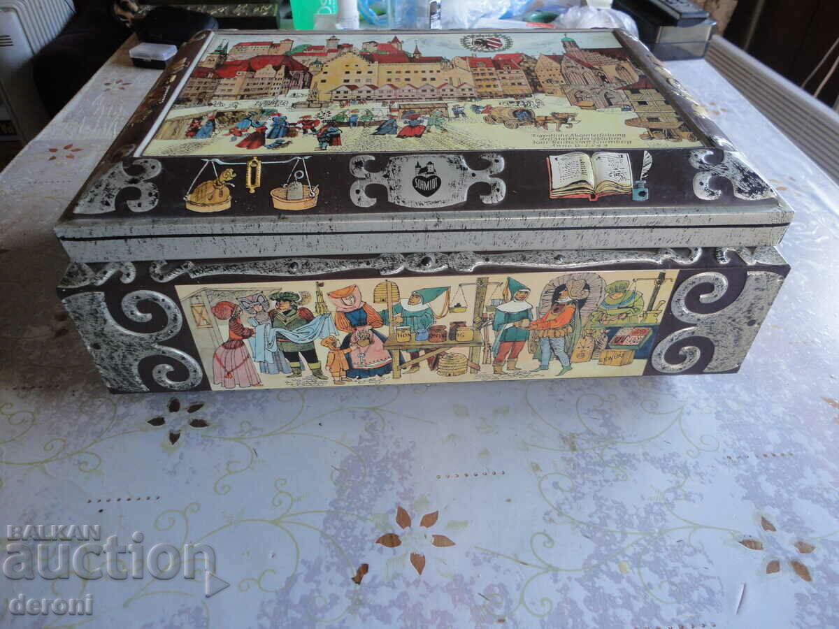 Cutie unică din tablă de tablă cu preț 30.00 BGN | € 15.34