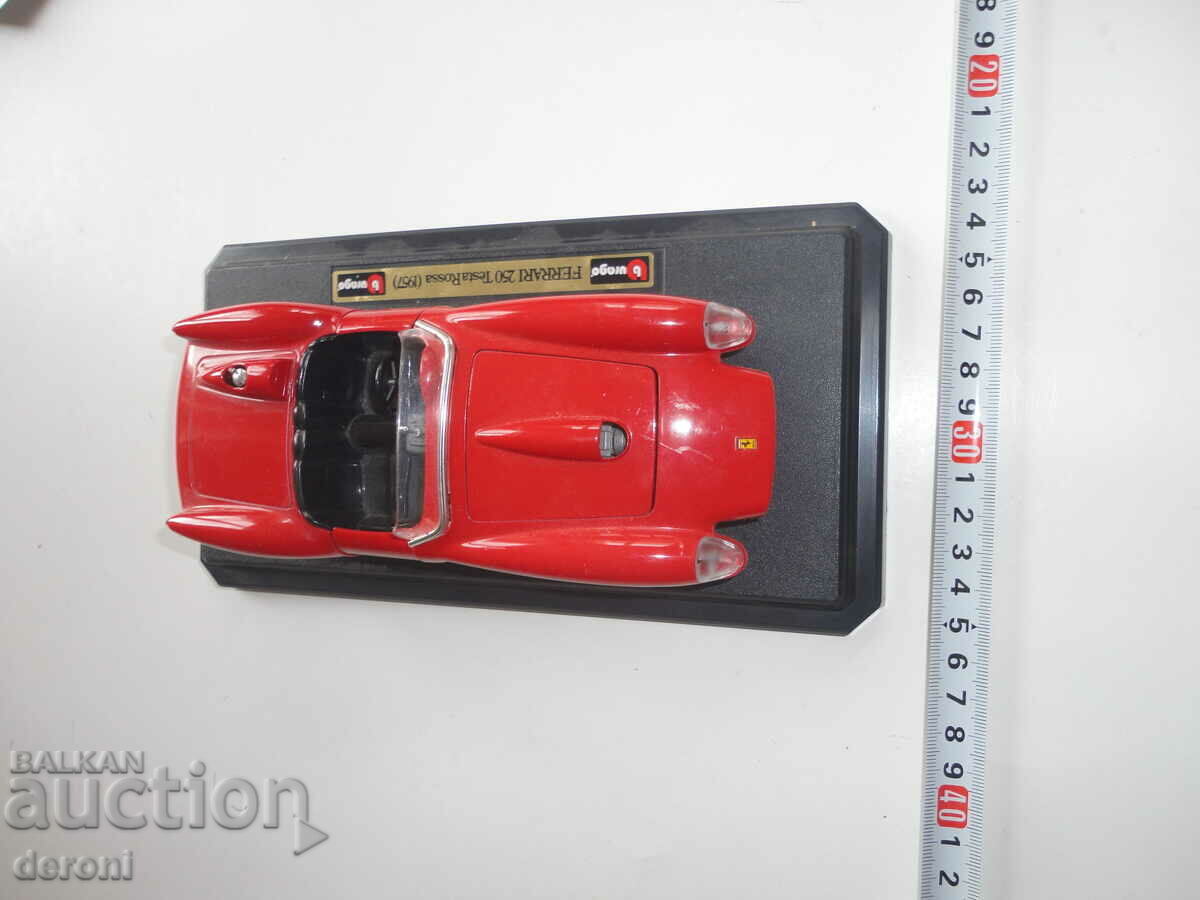 Carucior auto Ferrari 250 Testa Rossa Burago cu preț 90.00 BGN | € 46.02