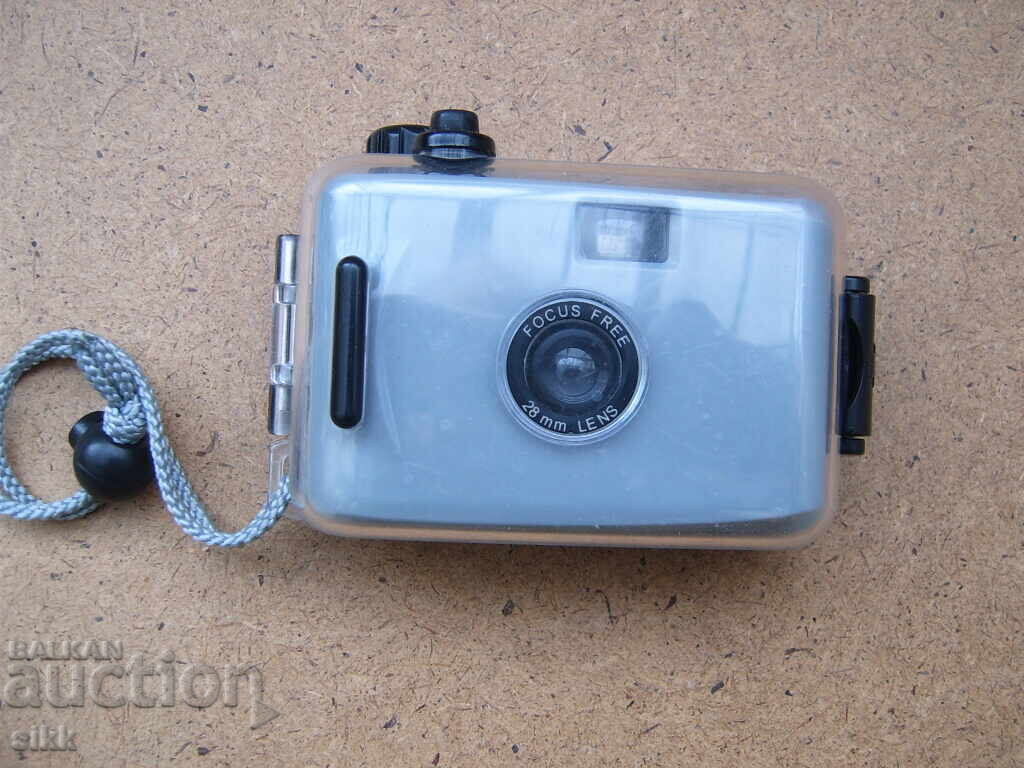 Camera and box for underwater photography