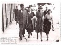 ΠΑΛΙΑ ΦΩΤΟΓΡΑΦΙΑ ΣΟΦΙΑ ΒΟΛΤΑ ΣΤΗΝ ΠΟΛΗ D871