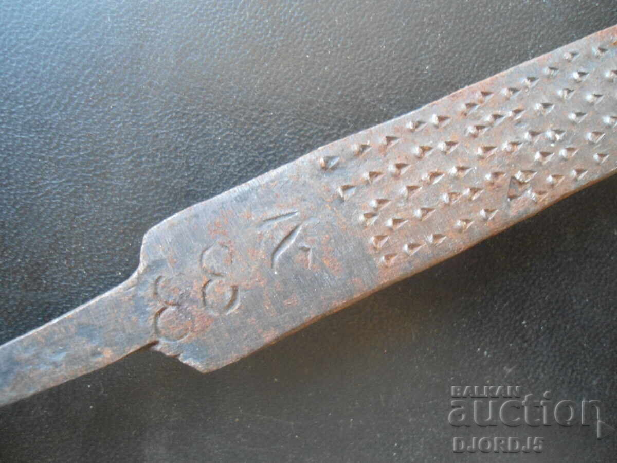 Παράδοση Παλιά ξυλουργική λίμα, ημικυκλική, με σήμανση