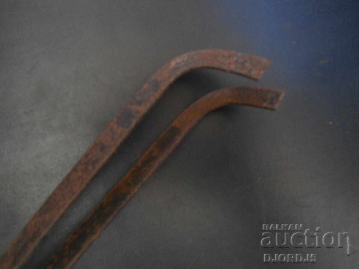 clește vechi, dilaf cu preț 4.00 BGN | € 2.05