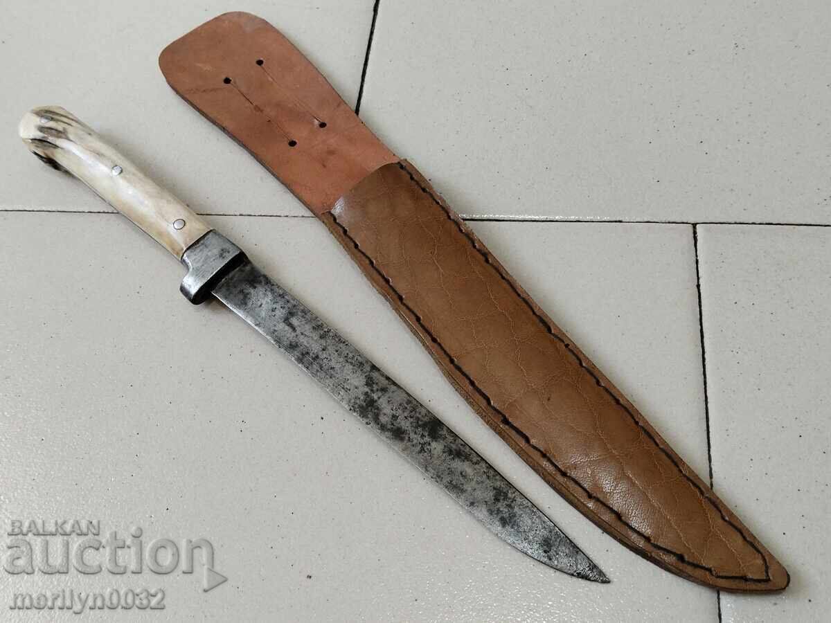 Παράδοση Γκαμπρόβσκι κυνηγετικό μαχαίρι με θήκη, λαβή από κέρατο ελαφιού