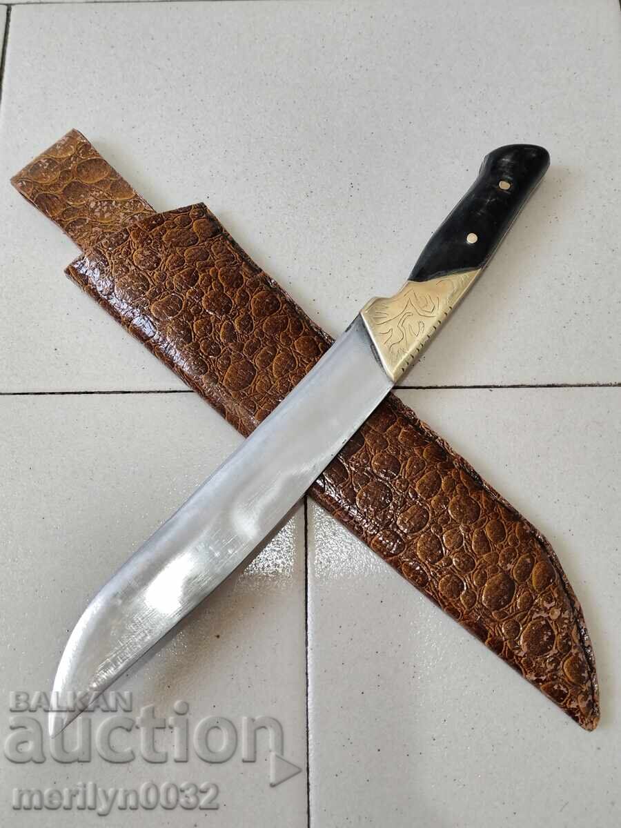 Hunting knife with sheath, buffalo horn handle