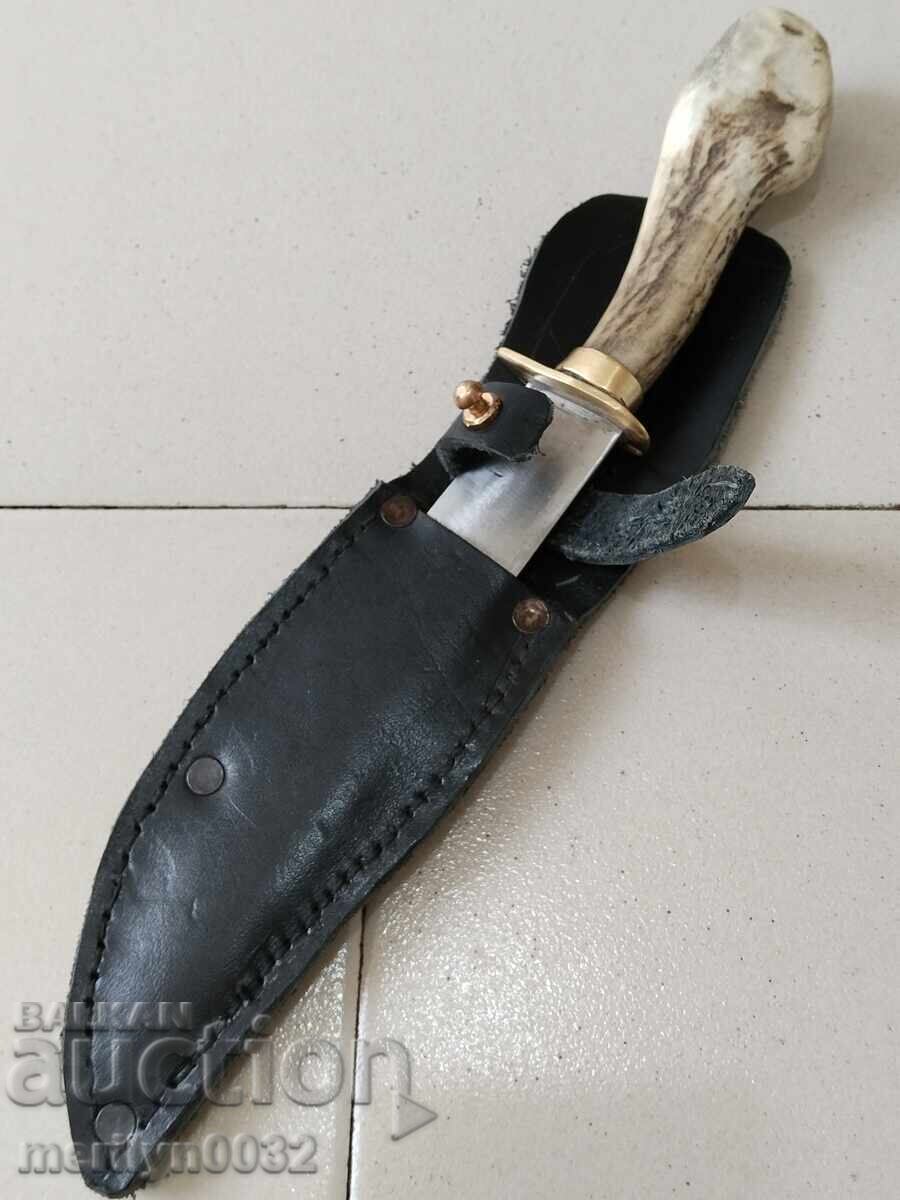 Hunting knife with a deer antler handle - 7