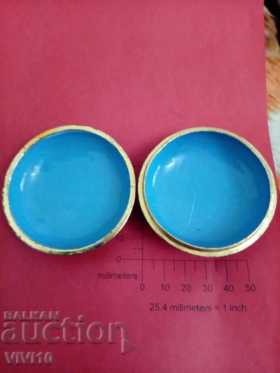 Cutie de bijuterii antic, bronz, aurire cu preț 45.00 BGN | € 23.01