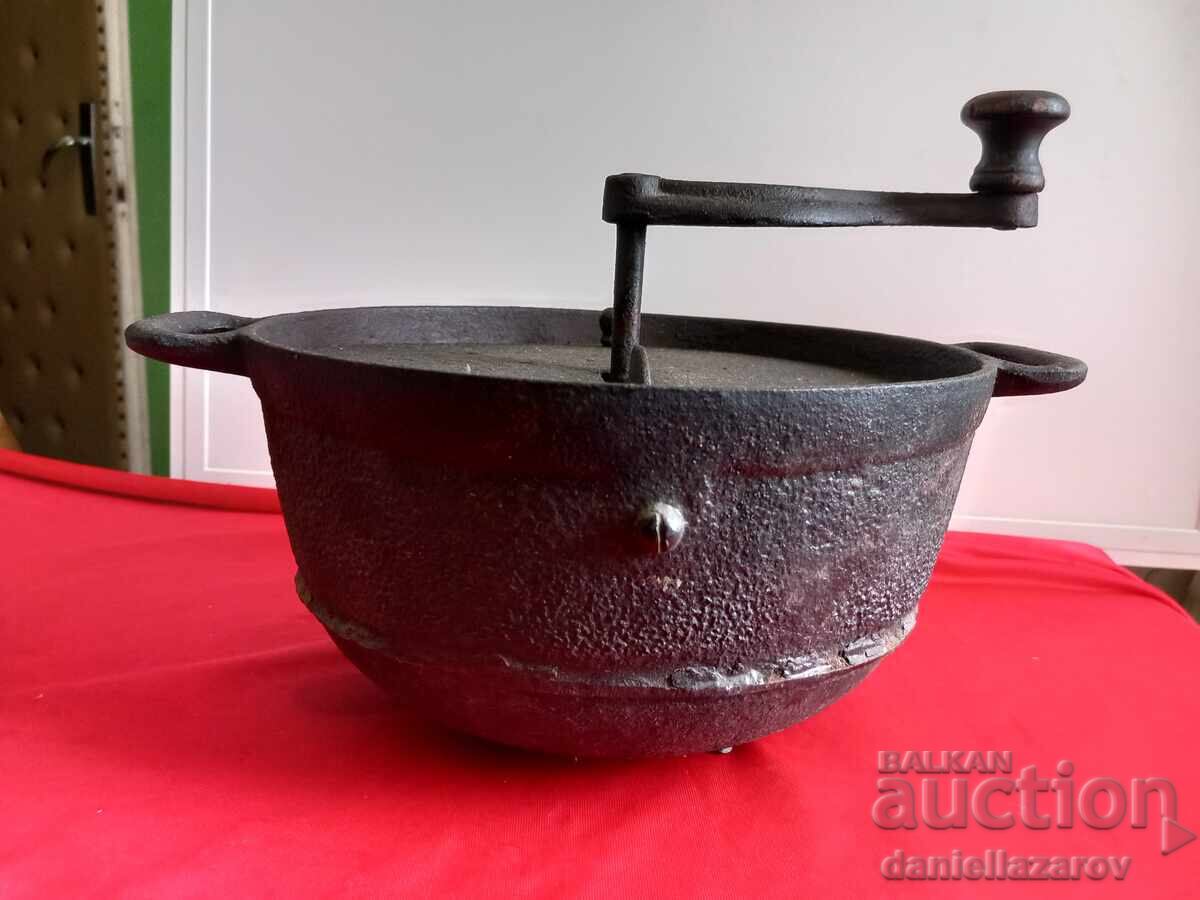 19ος αιώνας Παλιό Χυτοσίδηρο Σκεύος για Ψήσιμο ΚΑΦΕ 19ος αιώνας με τιμή 180.00 BGN | € 92.03