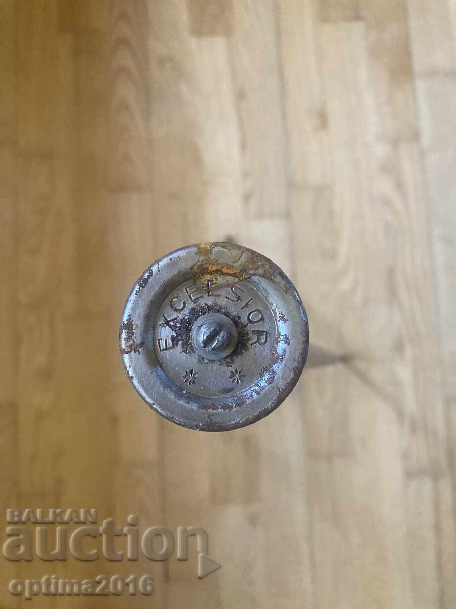 Δημοπρασία Παλιό τρίποδο