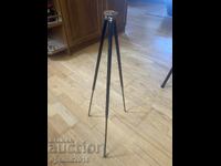 Παλιό τρίποδο