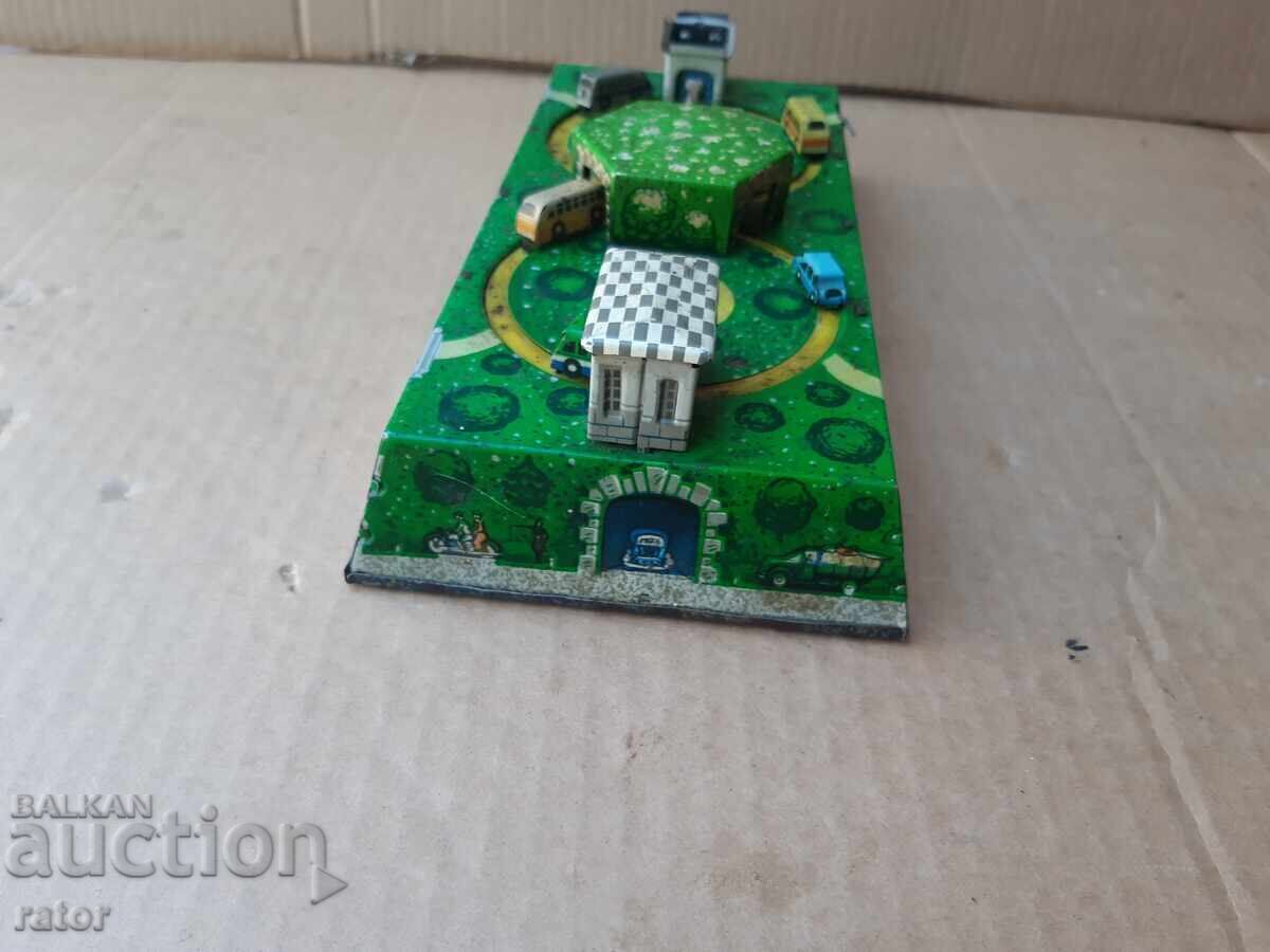 Jucărie auto mecanică din tablă veche, SSSR. Funcționează - 6 Jucărie auto mecanică din tablă veche, SSSR. Funcționează - 6