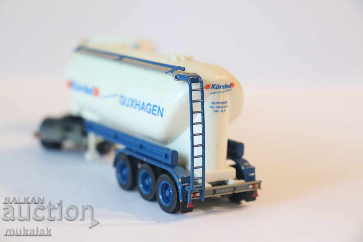 ALBEDO  H0 1/87 RENAULT MAGNUМ ЦИМЕНОВОЗ КАМИОН   МОДЕЛ  ТИР - 7